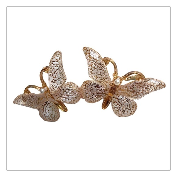 NEW Double Acrylic Butterfly Hair Clips (5 Colors) - Picture 6 of 8